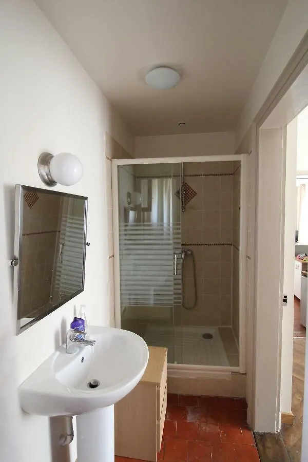 Wheel River Apartment L'Isle-sur-la-Sorgue France
